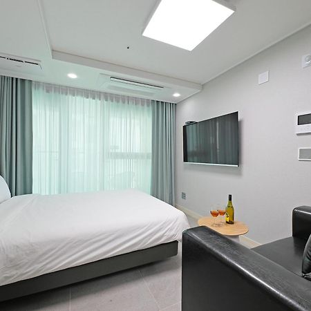Elmomento Gwangan Hotel Busan Exterior photo