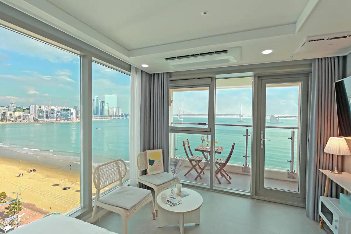 Elmomento Gwangan Hotel Busan Exterior photo