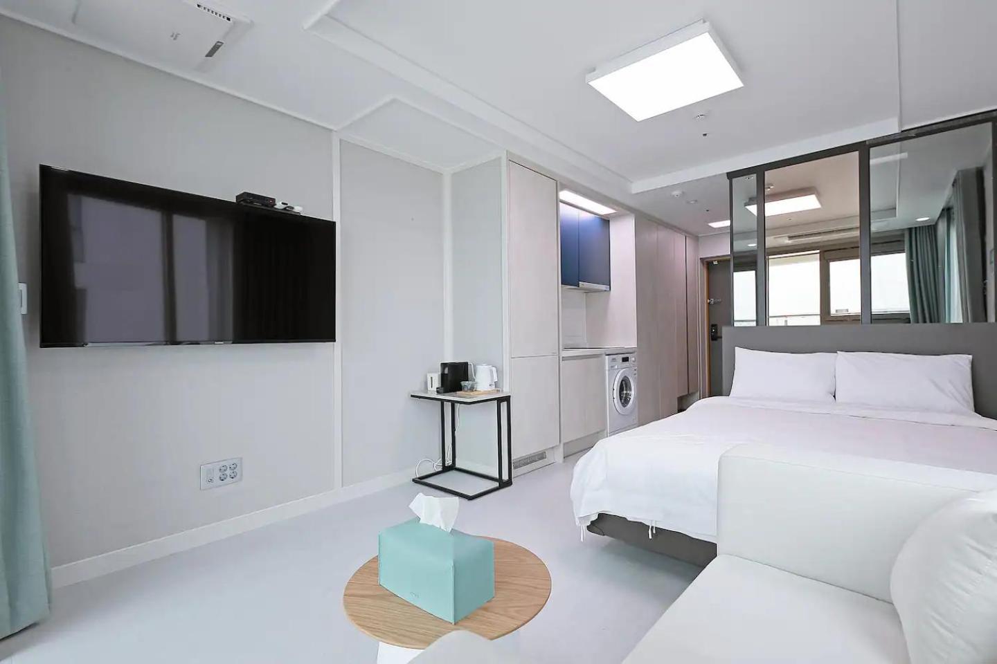 Elmomento Gwangan Hotel Busan Exterior photo
