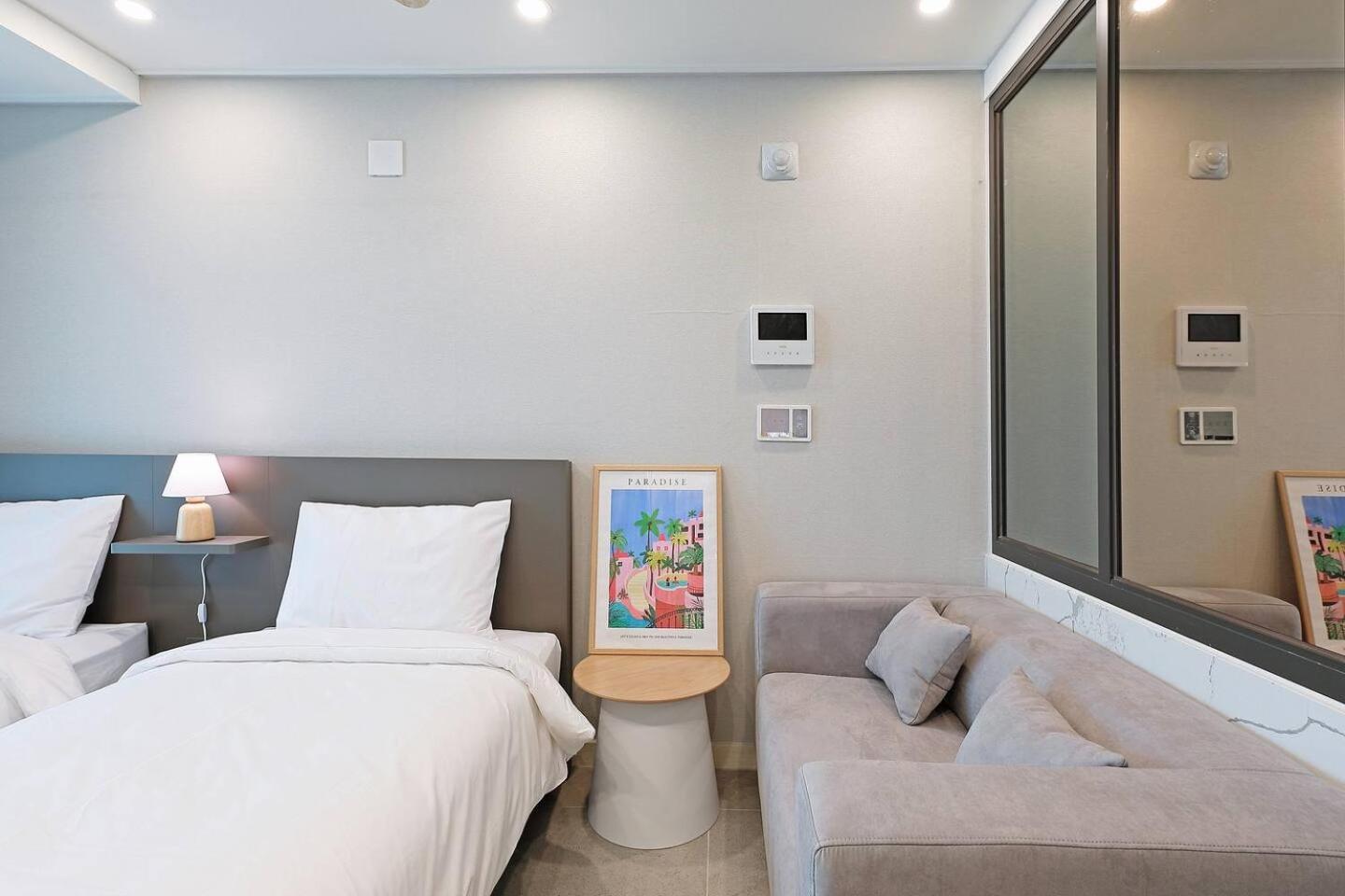 Elmomento Gwangan Hotel Busan Exterior photo